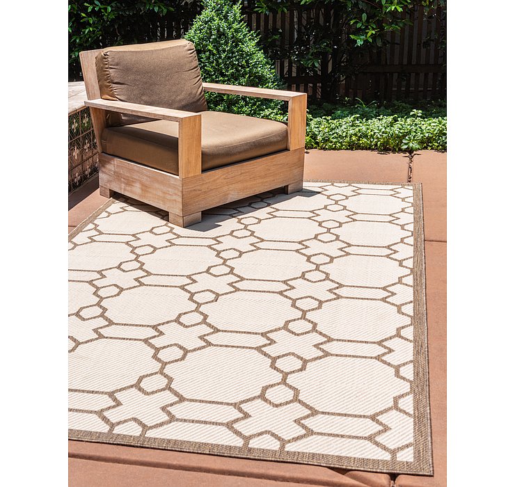 7' x 10' Outdoor Trellis Rug