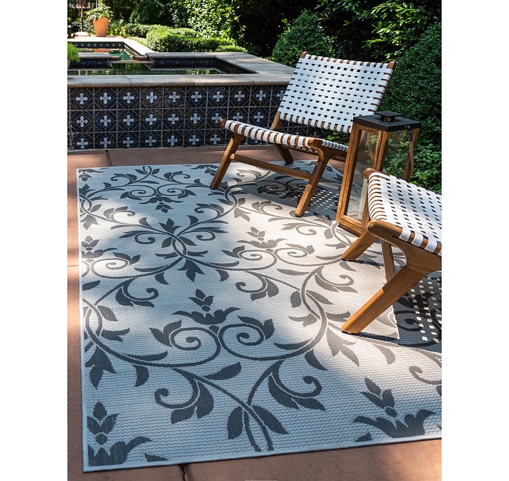 6' x 9' Outdoor Botanical Rug