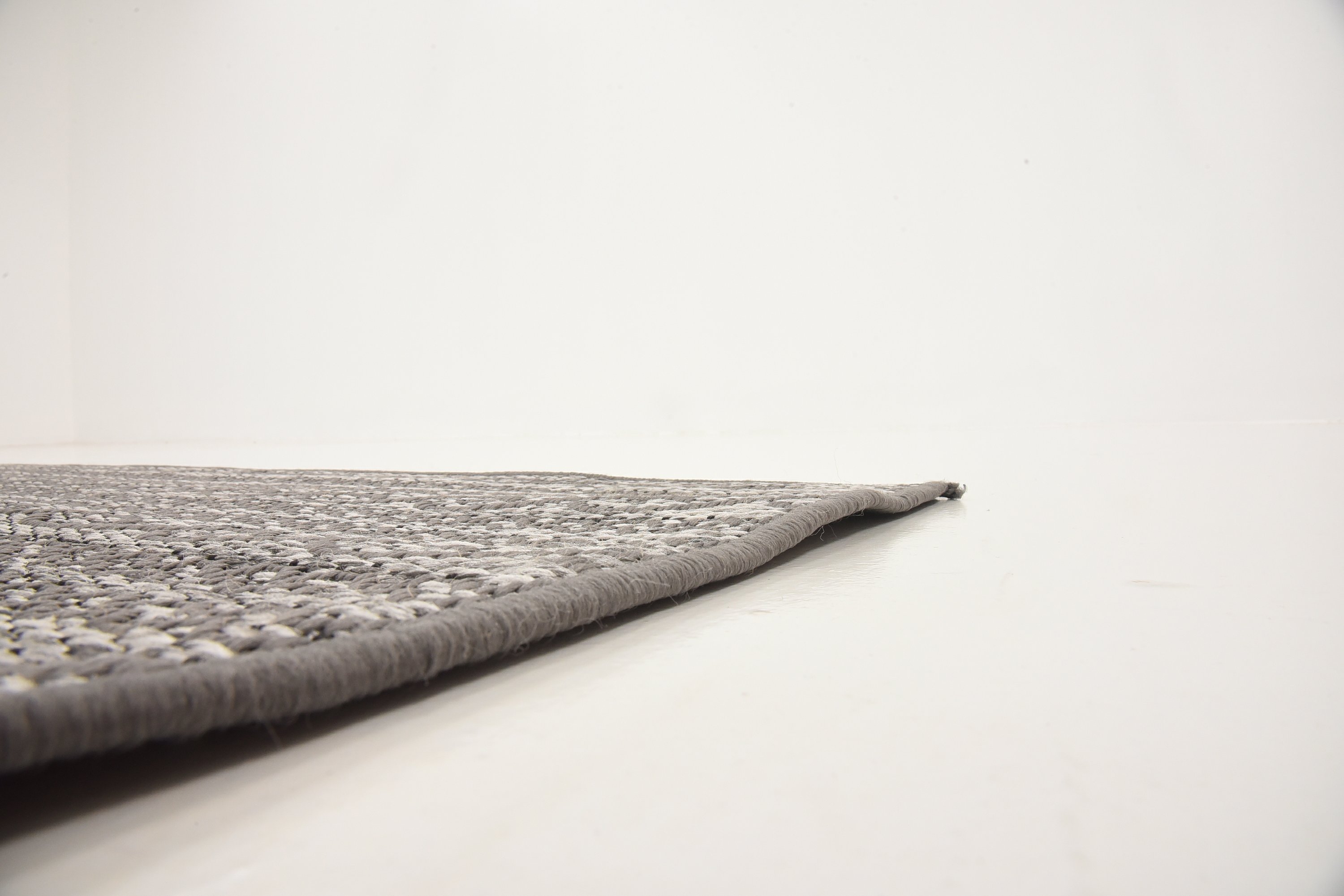 Gray 6' x 6' Outdoor Modern Square Rug Area Rugs eSaleRugs