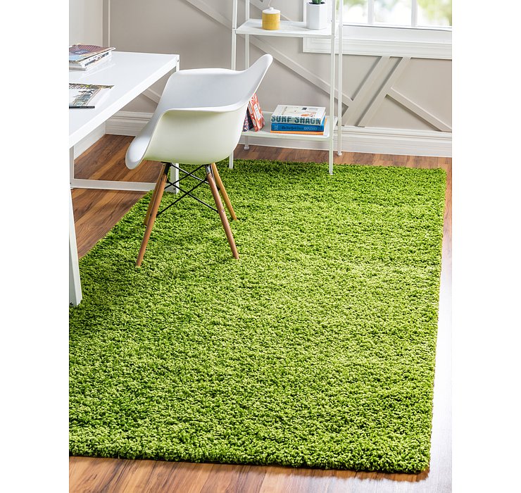 8' x 11' Solid Shag Rug