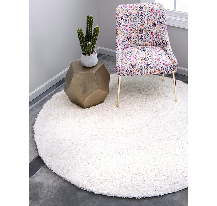 8' 2 x 8' 2 Solid Shag Round Rug