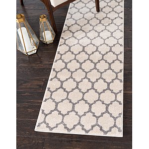 2' 7 x 19' 8 Trellis Runner Rug