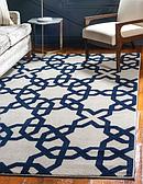 7' x 10' Trellis Rug thumbnail image 1