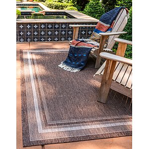5' x 8' Outdoor Border Rug