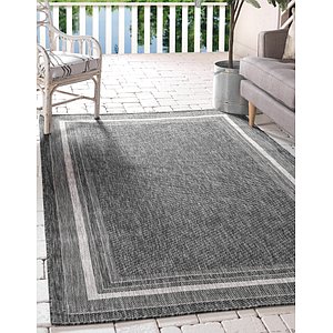 4' x 6' Outdoor Border Rug