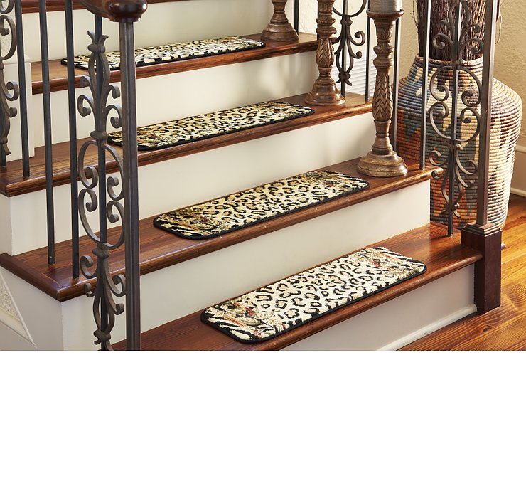 0' 9 x 2' 6 Safari Stair Tread Rug