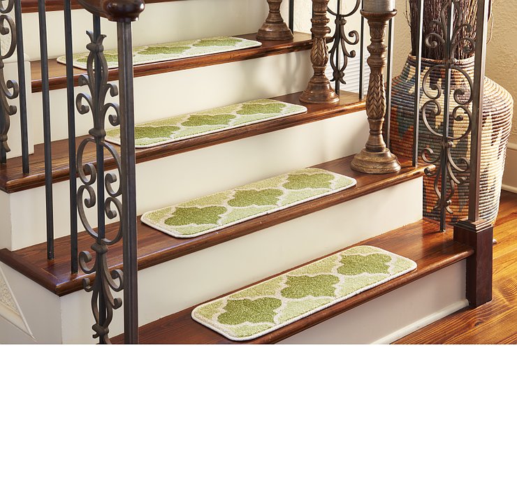 0' 9 x 2' 6 Trellis Stair Tread Rug