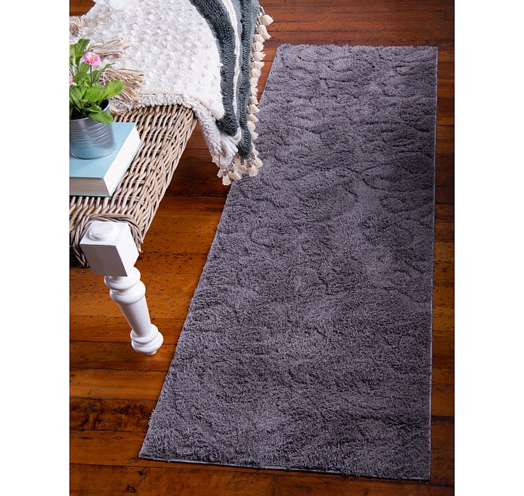 2' 7 x 10' Floral Shag Runner Rug