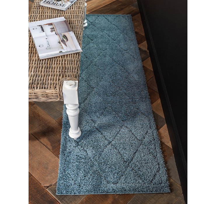 2' 7 x 10' Lattice Shag Runner Rug