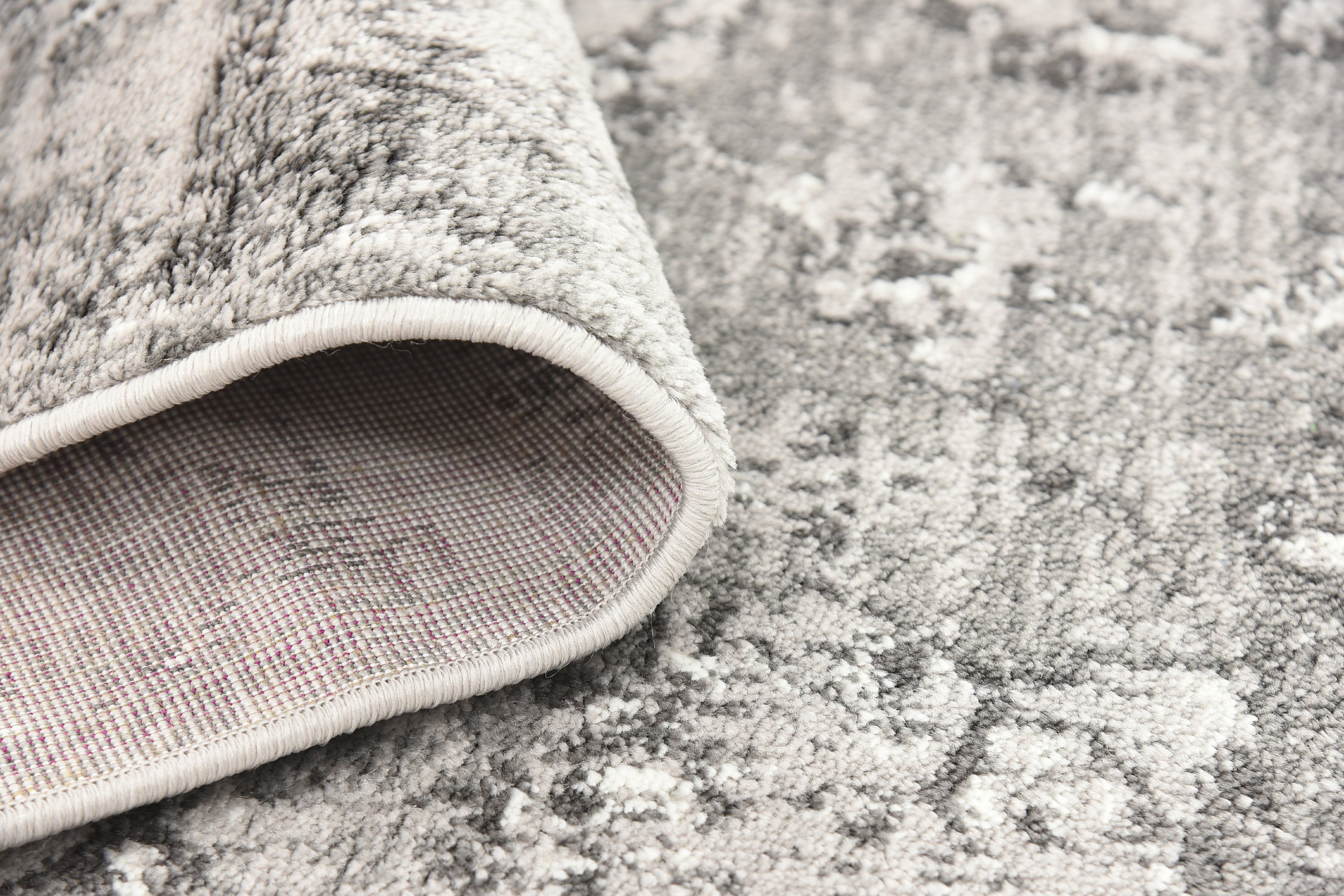 Gray 4' x 6' Courtyard Rug Area Rugs eSaleRugs