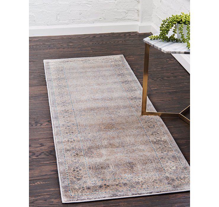2' 7 x 10' Vienna Runner Rug
