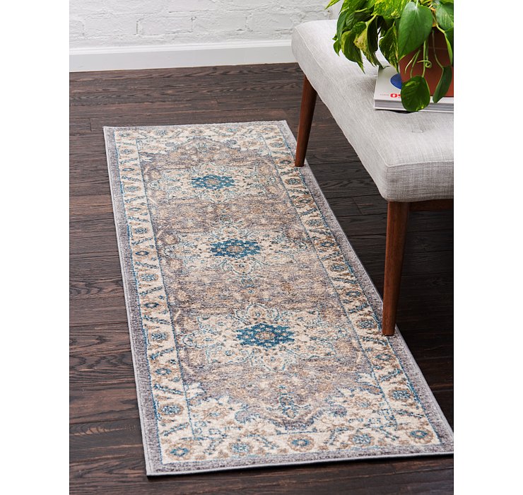 2' 7 x 10' Vienna Runner Rug