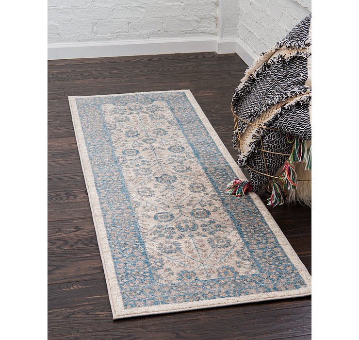 2' 7 x 10' Viola Runner Rug
