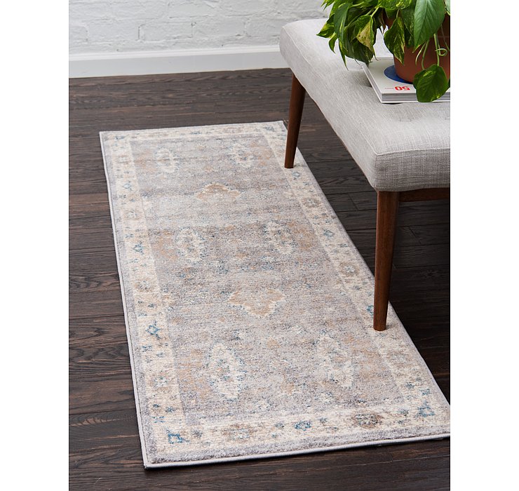 2' 7 x 10' Vienna Runner Rug