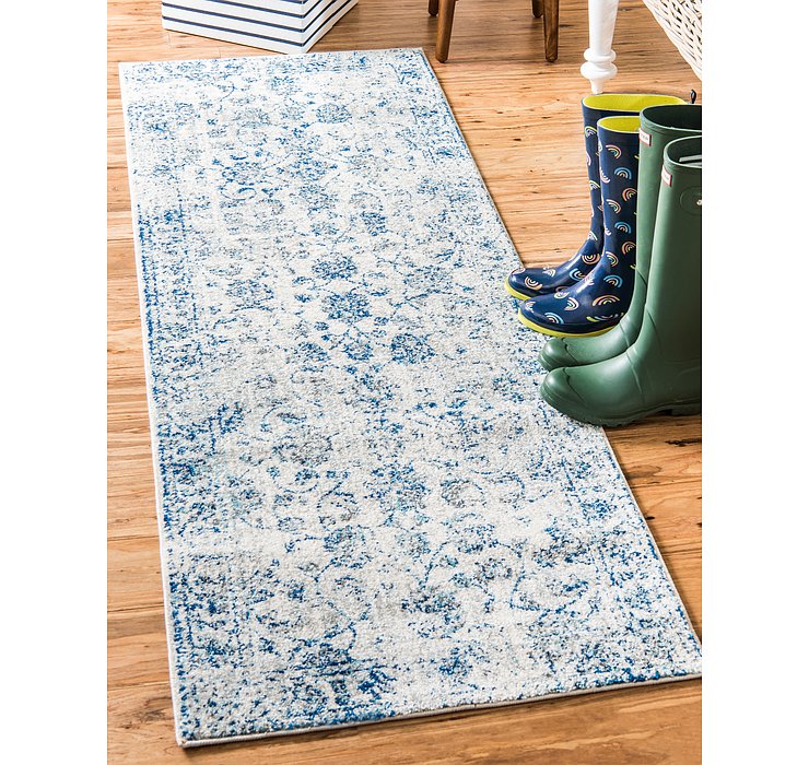 2' 7 x 10' Heritage Runner Rug