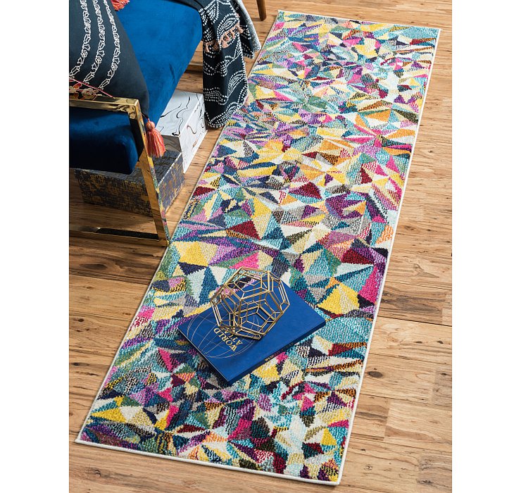 2' 7 x 10' Casablanca Runner Rug