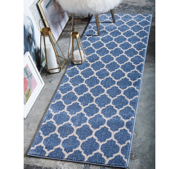 2' 7 x 10' Trellis Runner Rug