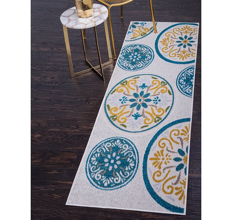 2' x 6' Outdoor Modern Runner Rug