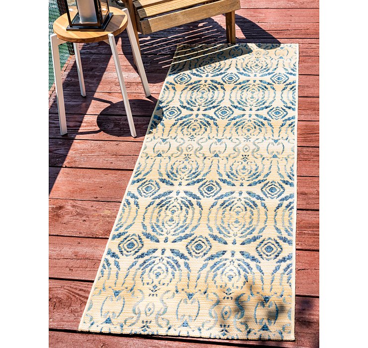 2' x 6' Outdoor Modern Runner Rug
