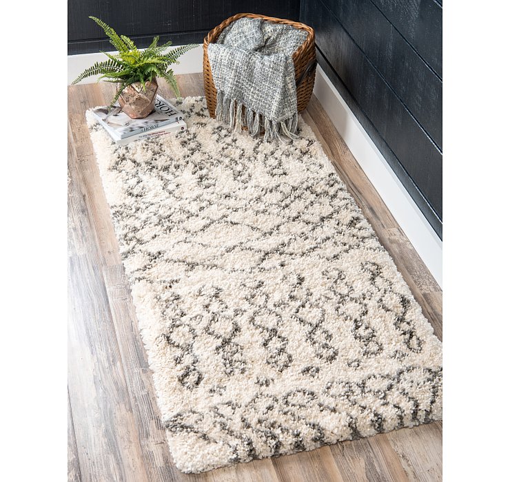 2' 7 x 10' Marrakesh Shag Runner Rug