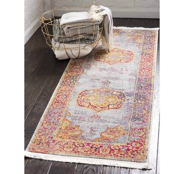 2' 7 x 10' Santiago Runner Rug