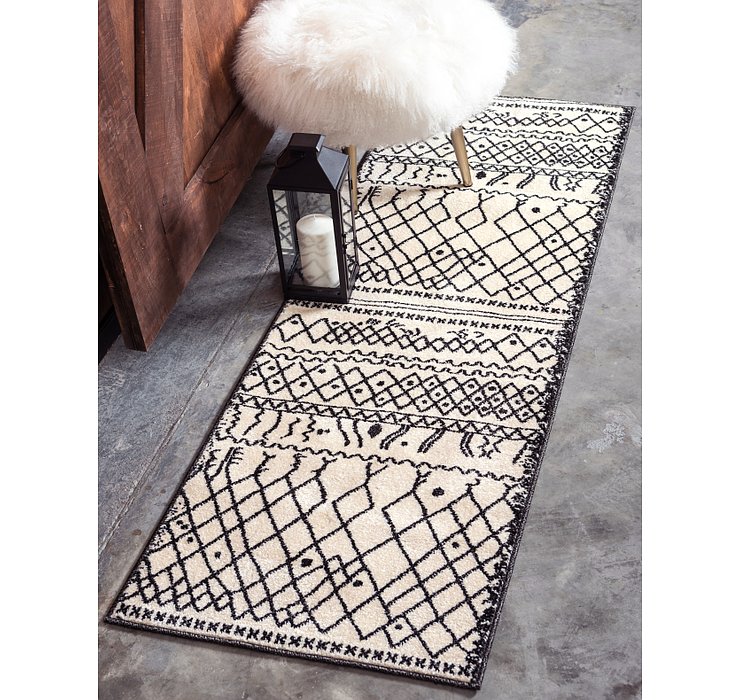 2' 7 x 10' Tangier Runner Rug