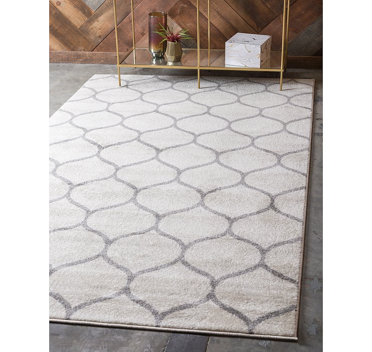 4' x 6' Lattice Frieze Rug