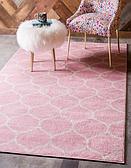 8' x 10' Trellis Frieze Rug thumbnail
