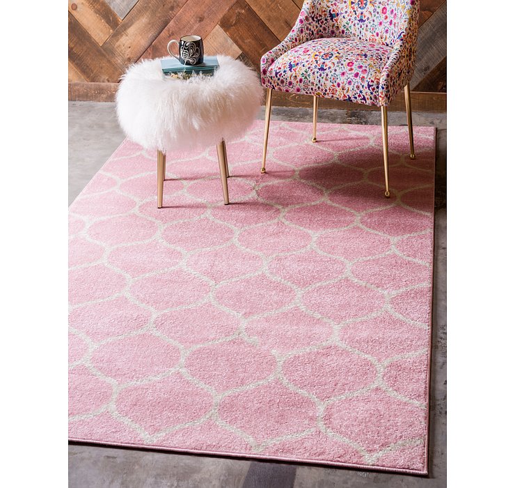 8' x 10' Trellis Frieze Rug