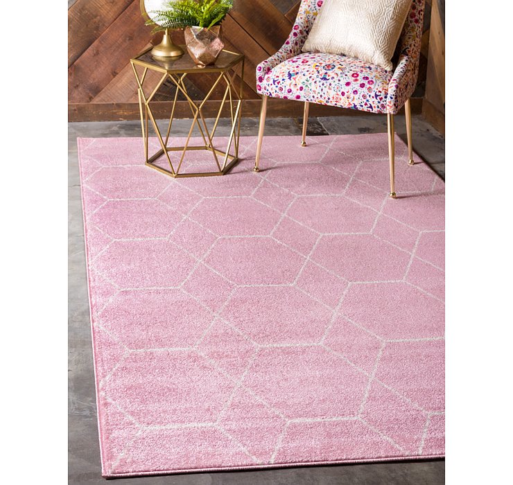 8' x 10' Trellis Frieze Rug