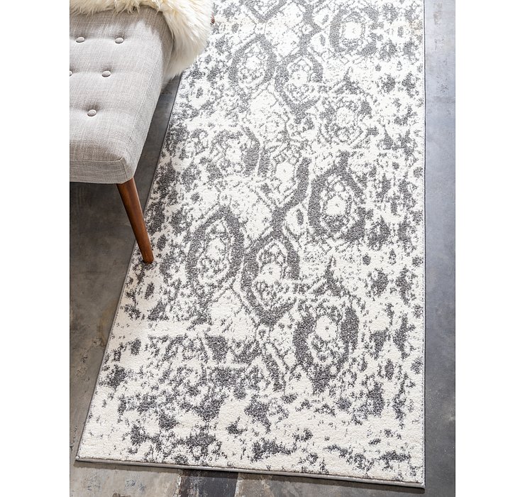 2' 7 x 10' Venice Runner Rug