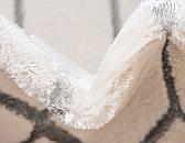 2' x 6' Marilyn Monroe™ Glam Trellis Runner Rug thumbnail