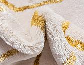 2' x 6' Marilyn Monroe™ Glam Trellis Runner Rug thumbnail