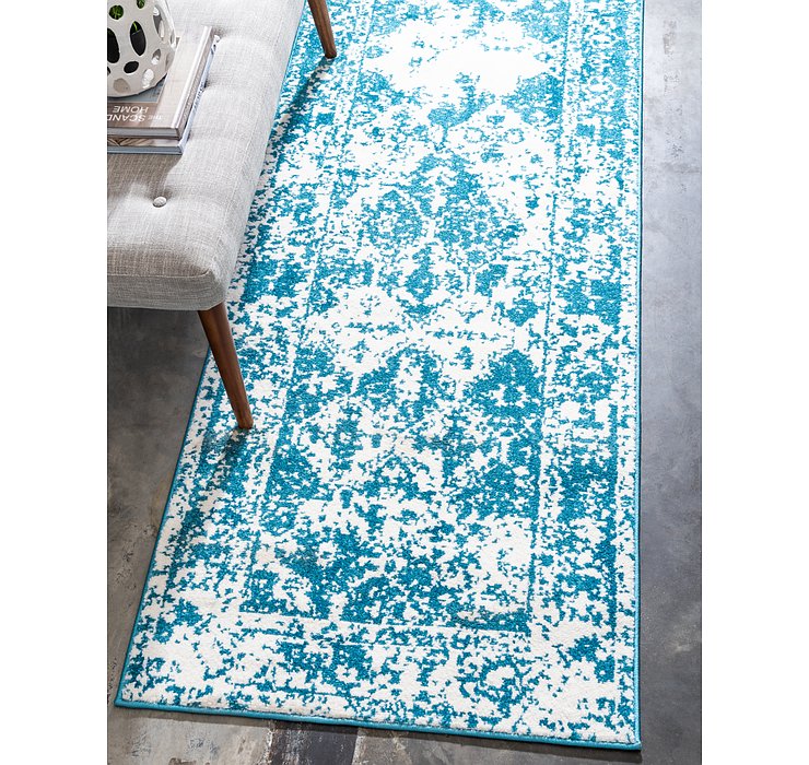 2' 7 x 10' Venice Runner Rug