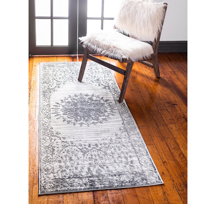 2' 7 x 8' 2 Chesterfield Runner Rug