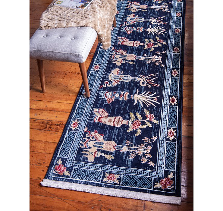 2' 7 x 10' Pao Tou Runner Rug
