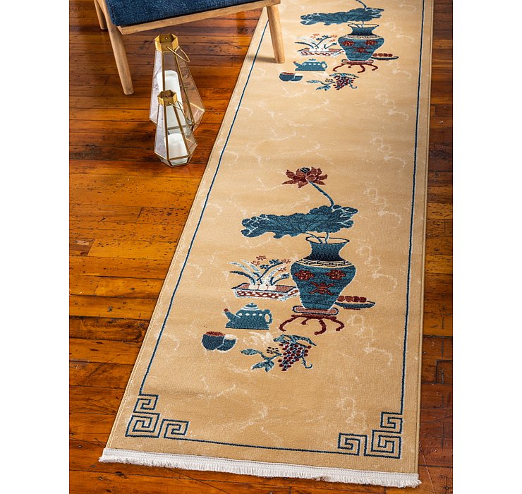 2' 7 x 10' Pao Tou Runner Rug