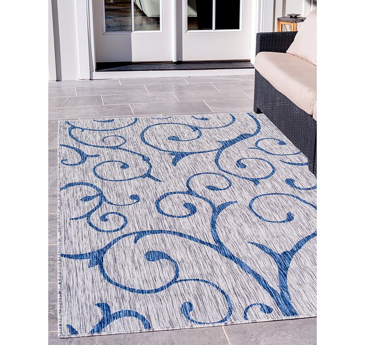 6' x 9' Outdoor Botanical Rug