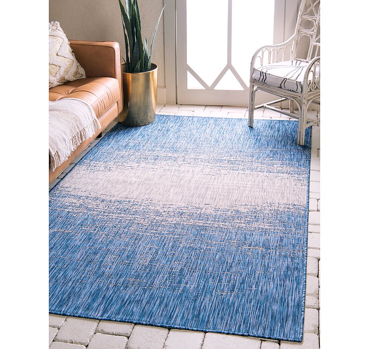 7' x 10' Outdoor Modern Rug