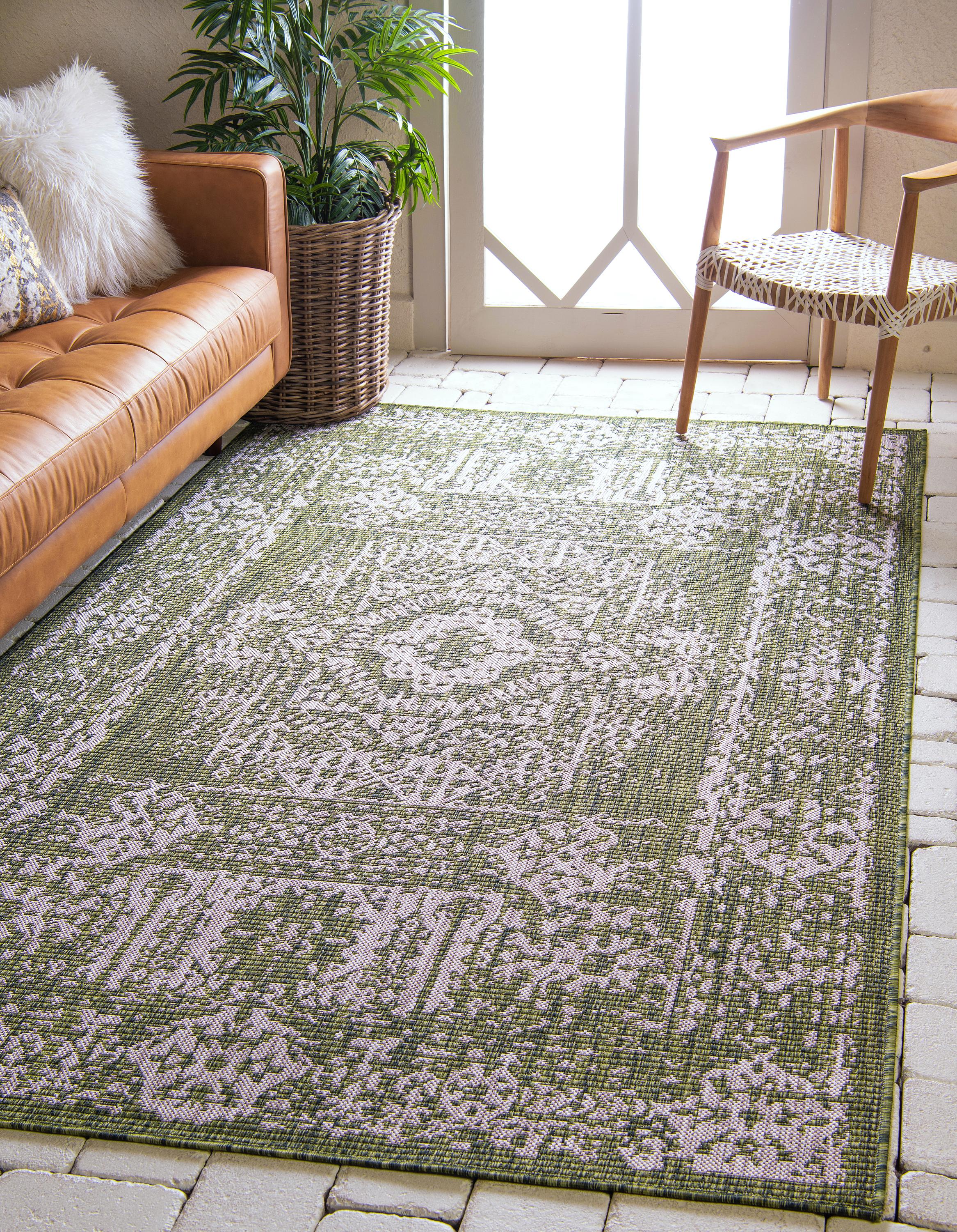 Green 9' x 12' Outdoor Traditional Rug eSaleRugs