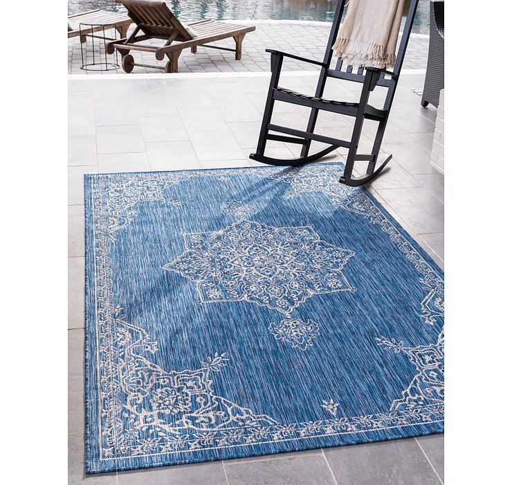 6' x 9' Outdoor Traditional Rug