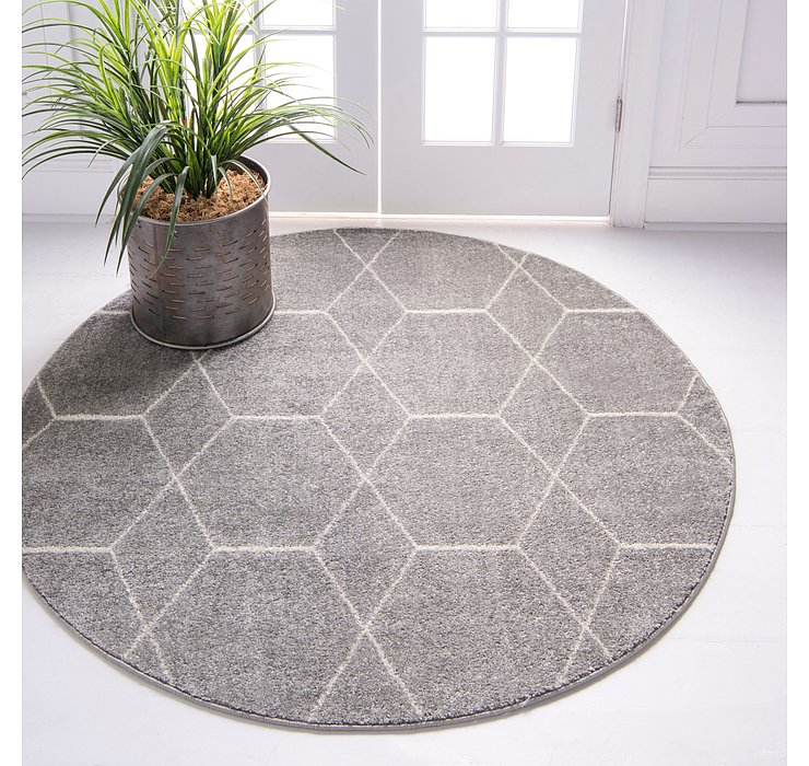 8' x 8' Trellis Frieze Round Rug