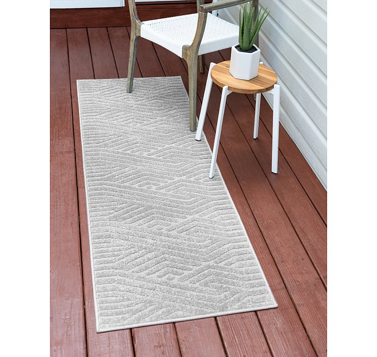 2' x 6' Sabrina Soto Outdoor Ru...