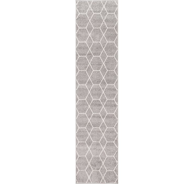 2' x 8' 8 Trellis Frieze Runner Rug